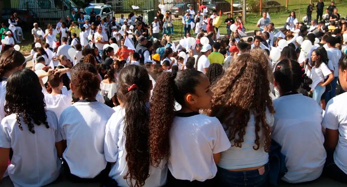 Senado aprova obrigatoriedade do ensino de política e direitos da cidadania