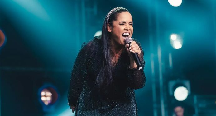 Cantora Cassiane se apresenta em Aracruz no Dia do Evangélico