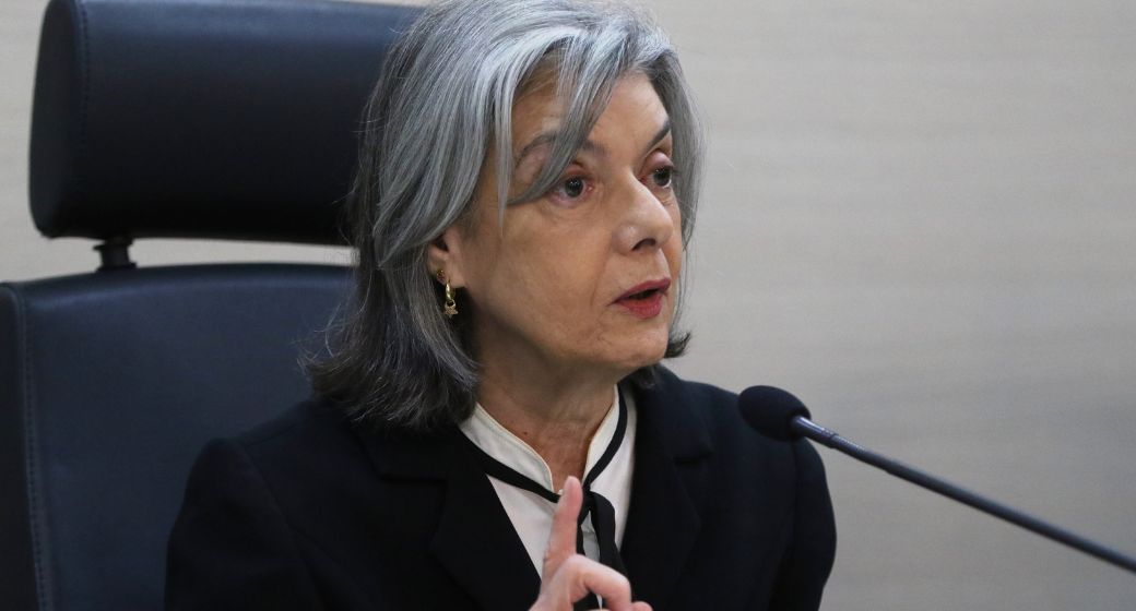Democracia é responsabilidade popular e exige resistência contínua, afirma Cármen Lúcia – Em Dia ES