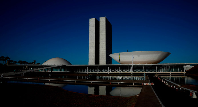 Dino exige explicações do Congresso em 30 dias sobre irregularidades em emendas – Em Dia ES