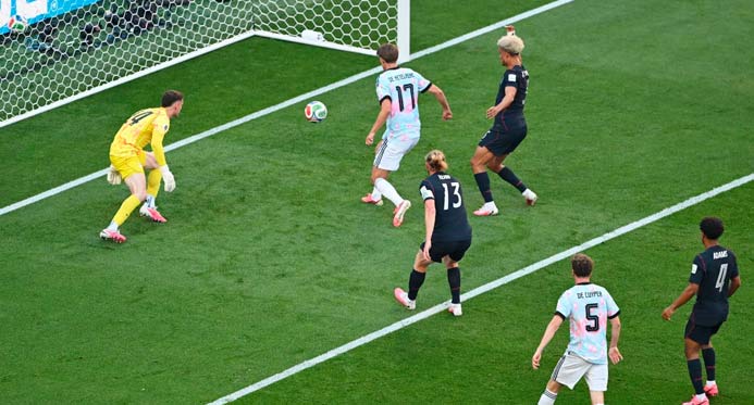 "Nem Trump evitou": Imprensa mundial ironiza eliminação dos EUA após polêmica com a Fifa