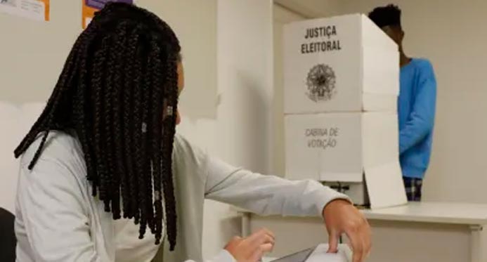 Justiça Eleitoral começa a convocar mesários para eleições de outubro