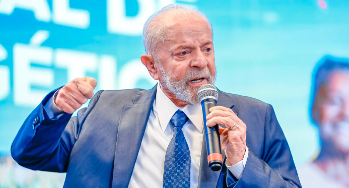 Lula perde 10 pontos entre beneficiários do Bolsa Família, aponta pesquisa – Em Dia ES