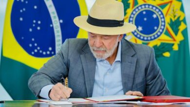 Lula sanciona “Pix Pensão” e pacote de medidas sobre proteção às mulheres – Em Dia ES
