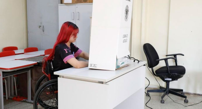 Número de eleitores com deficiência cresce 42,5% e chega a 1,9 milhão no Brasil – Em Dia ES