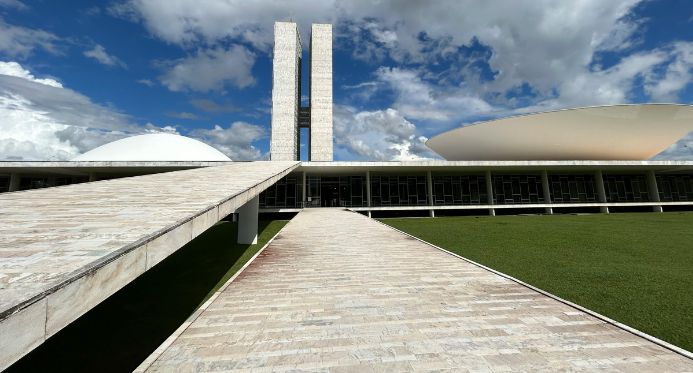 Partidos reagem ao STF e defendem uso de emendas como direito exclusivo do Congresso – Em Dia ES