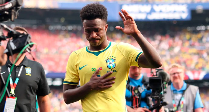 Vini Jr. desabafa após eliminação da Seleção: “Frustração absurda”