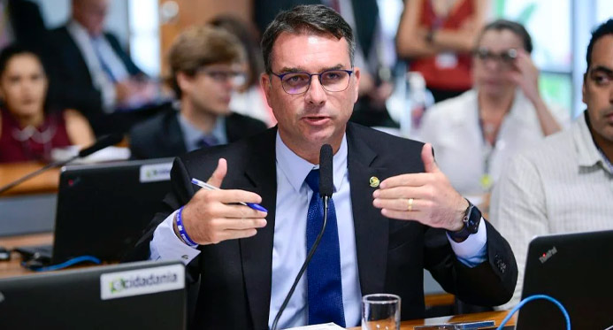Com apoio a Maguinha Malta e Evair de Melo no ES, Flávio confirma 47 nomes ao Senado – Em Dia ES