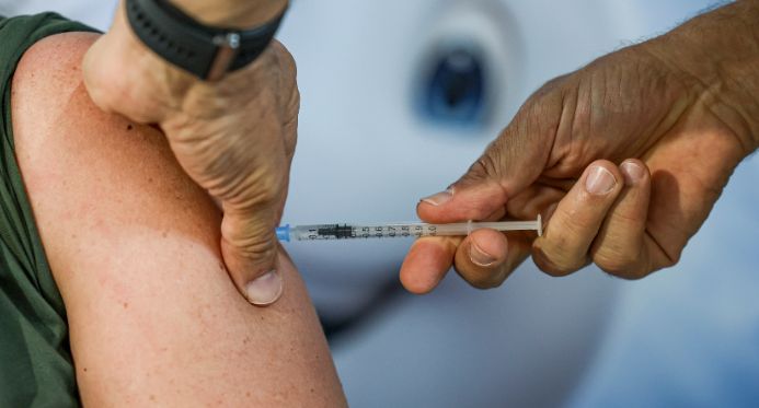 Espírito Santo aplica mais de 17 mil doses de vacinas no Dia D de Multivacinação – Em Dia ES