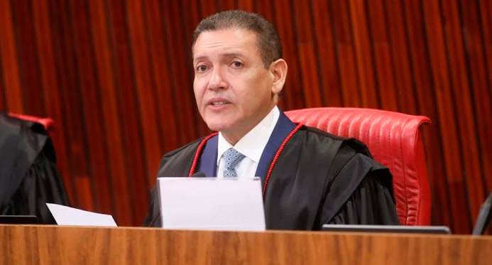 Urna eletrônica é patrimônio da democracia, diz presidente do TSE – Em Dia ES