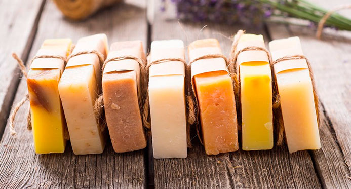 Cosméticos artesanais ganham novas regras da Anvisa para comercialização – Em Dia ES